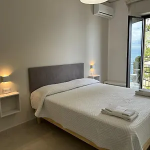 Mira , Taormina Italien